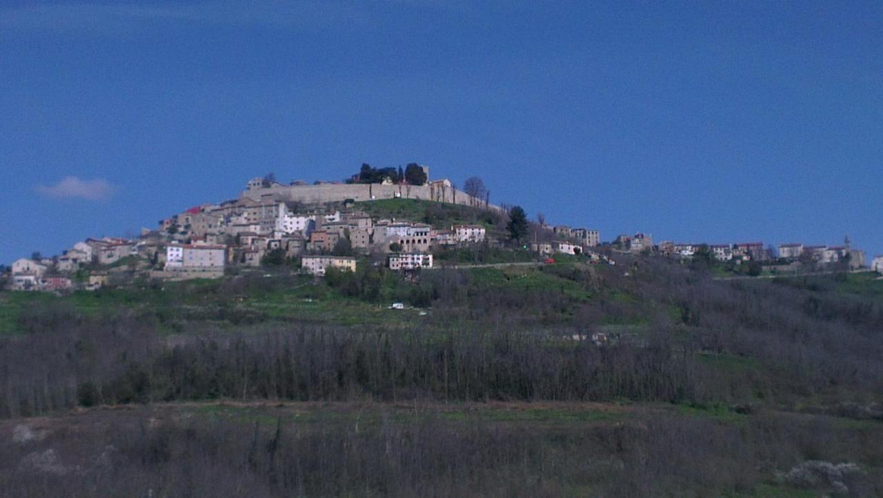 Ruine-Motovun Dh Βίλα Εξωτερικό φωτογραφία